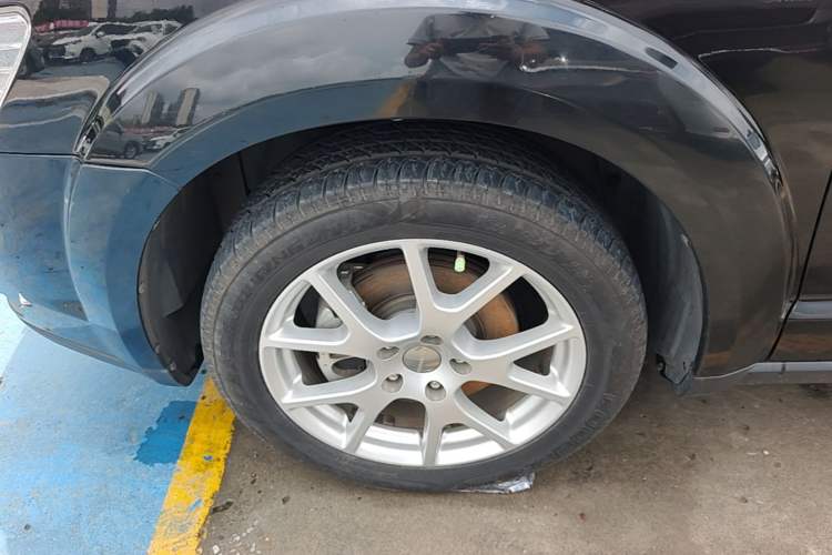Used Dodge Journey 2015 2.0TD Four-Wheel Drive Luxury Edition Left Front Wheel Hub