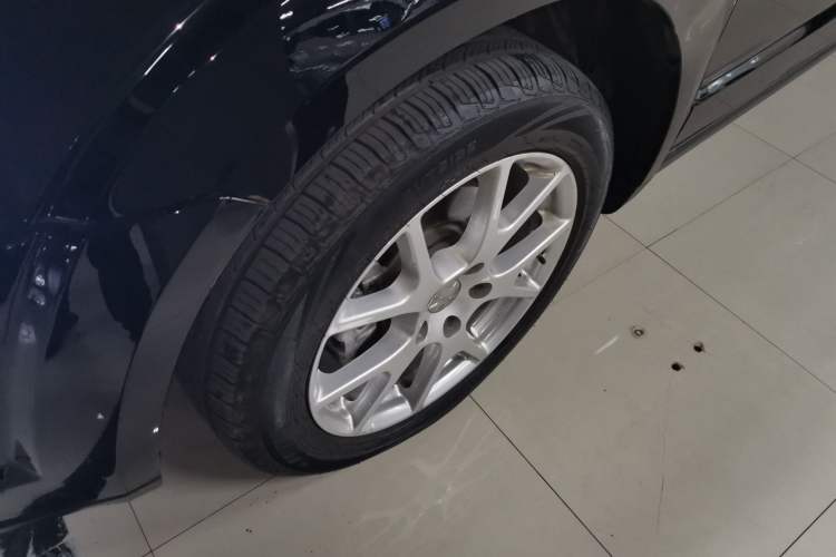 Used Dodge Journey 2015 2.0TD Four-Wheel Drive Luxury Edition Left Front Wheel Hub