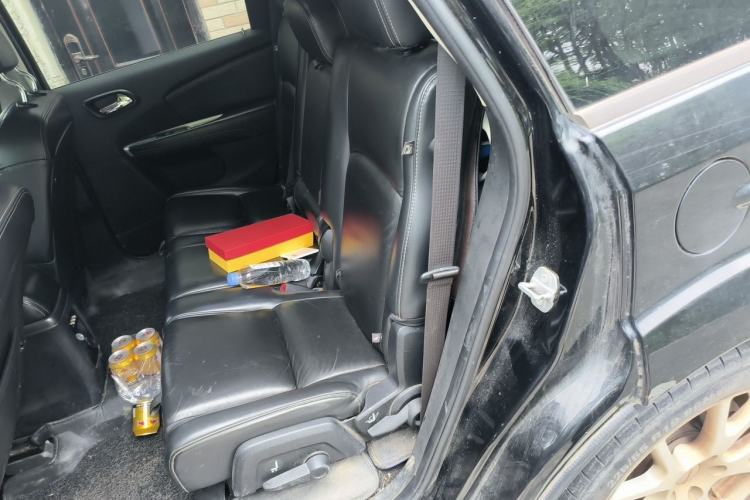 Used Dodge Journey 2015 2.0TD Four-Wheel Drive Luxury Edition Left Rear Seat