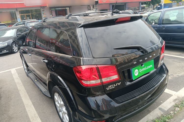 Used Dodge Journey 2015 2.0TD Four-Wheel Drive Luxury Edition Left Side