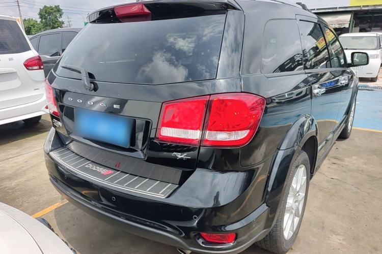 Used Dodge Journey 2015 2.0TD Four-Wheel Drive Luxury Edition Rear