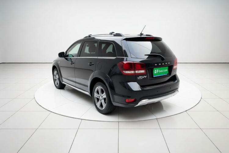 Used Dodge Journey 2015 2.0TD Four-Wheel Drive Luxury Edition Rear Left 45 Deg
