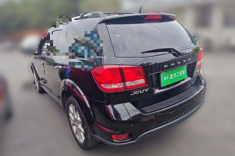Used Dodge Journey 2015 2.0TD Four-Wheel Drive Luxury Edition Rear Left 45 Deg