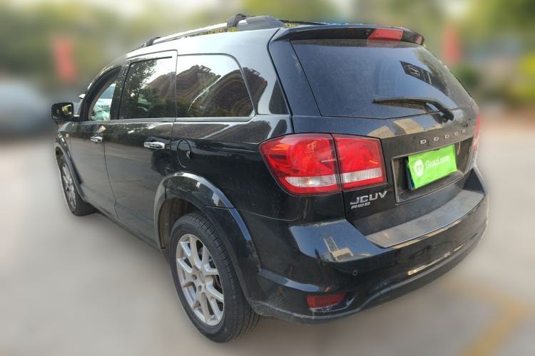 Used Dodge Journey 2015 2.0TD Four-Wheel Drive Luxury Edition Rear Left 45 Deg