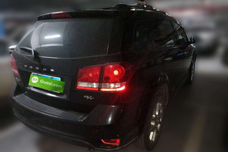 Used Dodge Journey 2015 2.0TD Four-Wheel Drive Luxury Edition Rear Right 45 Deg