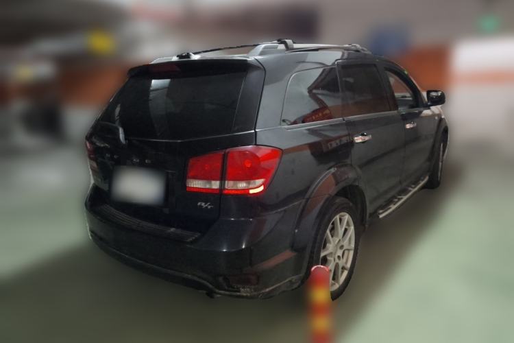 Used Dodge Journey 2015 2.0TD Four-Wheel Drive Luxury Edition Rear Right 45 Deg