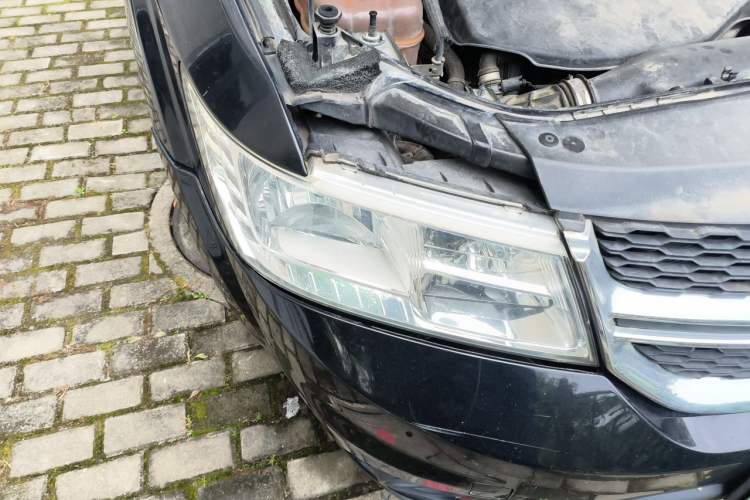 Used Dodge Journey 2015 2.0TD Four-Wheel Drive Luxury Edition Right Front Headlight