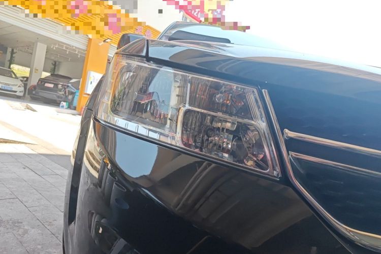 Used Dodge Journey 2015 2.0TD Four-Wheel Drive Luxury Edition Right Front Headlight