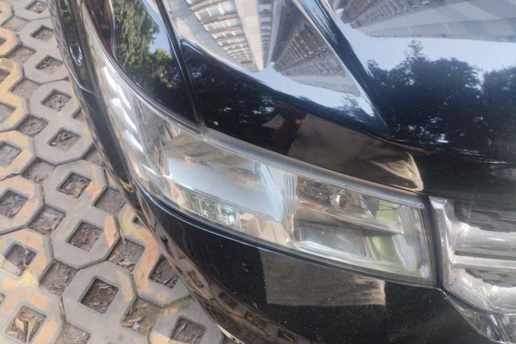 Used Dodge Journey 2015 2.0TD Four-Wheel Drive Luxury Edition Right Front Headlight
