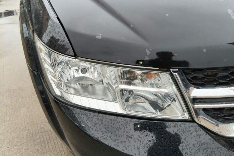 Used Dodge Journey 2015 2.0TD Four-Wheel Drive Luxury Edition Right Front Headlight