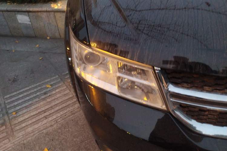 Used Dodge Journey 2015 2.0TD Four-Wheel Drive Luxury Edition Right Front Headlight