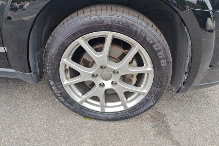 Used Dodge Journey 2015 2.0TD Four-Wheel Drive Luxury Edition Right Front Wheel Hub