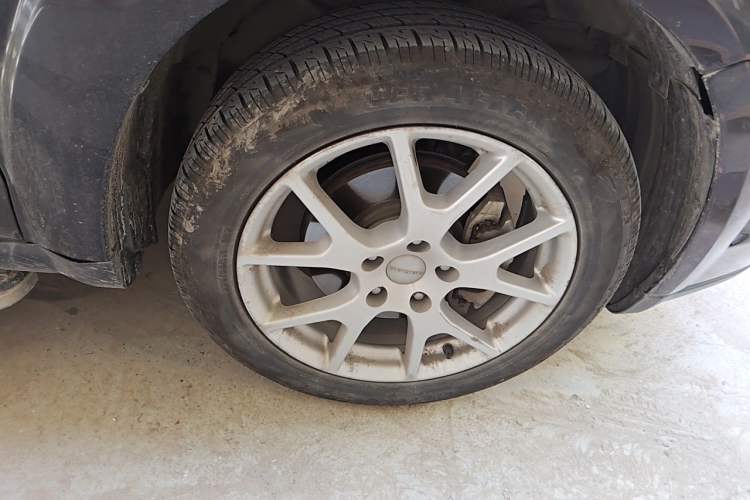 Used Dodge Journey 2015 2.0TD Four-Wheel Drive Luxury Edition Right Front Wheel Hub