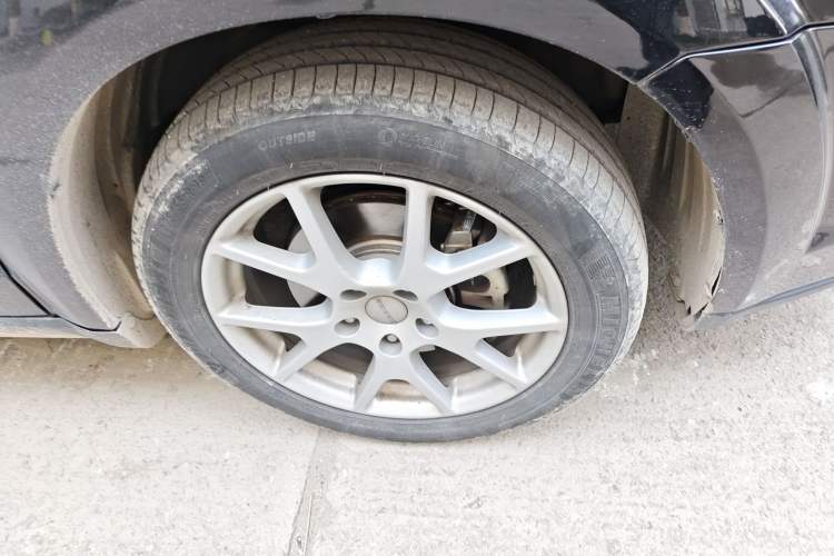 Used Dodge Journey 2015 2.0TD Four-Wheel Drive Luxury Edition Right Front Wheel Hub