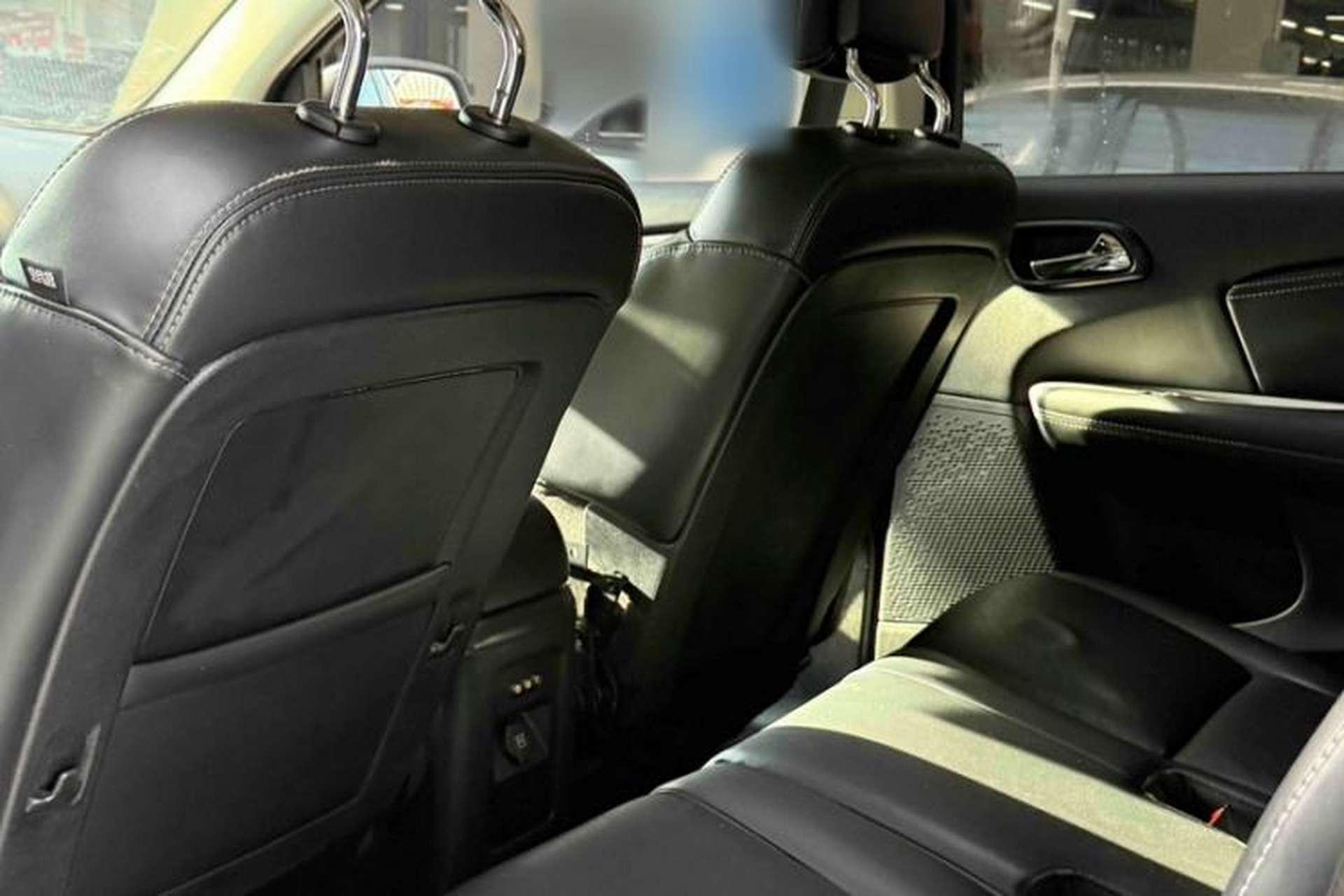 Used Dodge Journey 2015 2.0TD Four-Wheel Drive Luxury Edition Interior 9