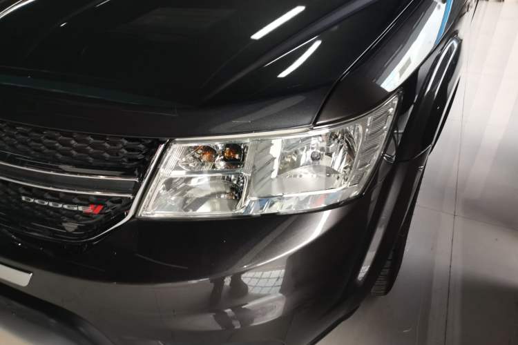 Used Dodge Journey 2015 2.0TD Four-Wheel Drive Luxury Edition Left Front Headlight