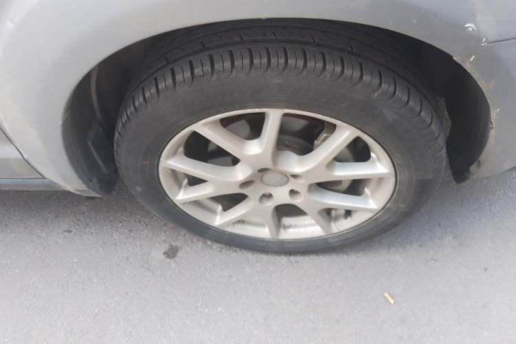 Used Dodge Journey 2015 2.0TD Four-Wheel Drive Luxury Edition Right Front Wheel Hub