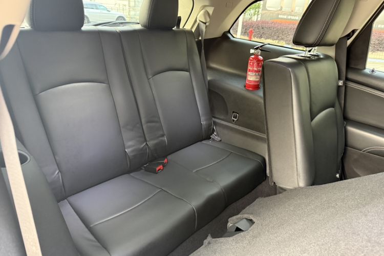 Used Dodge Journey 2015 2.0TD Four-Wheel Drive Luxury Edition Exterior 1
