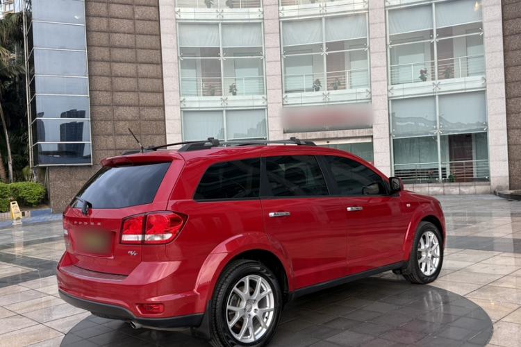 Used Dodge Journey 2015 2.0TD Four-Wheel Drive Luxury Edition Exterior 6