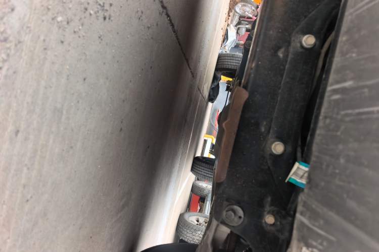 Used Dodge Journey  Chassis Front