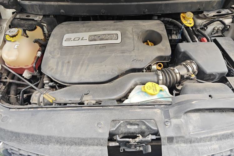 Used Dodge Journey 2015 2.0TD Four-Wheel Drive Luxury Edition Engine Bay