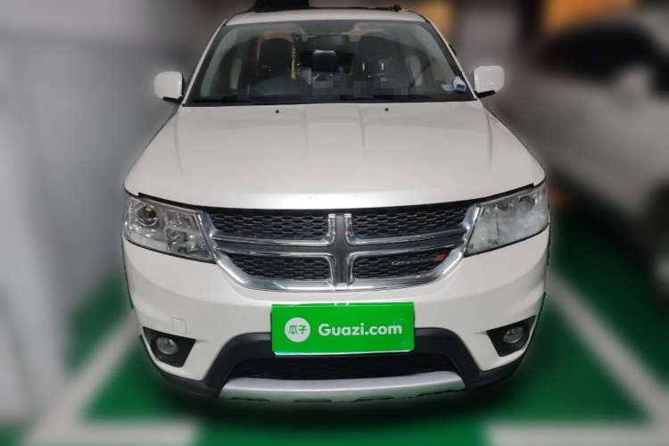 Used Dodge Journey 2015 2.0TD Four-Wheel Drive Luxury Edition Front