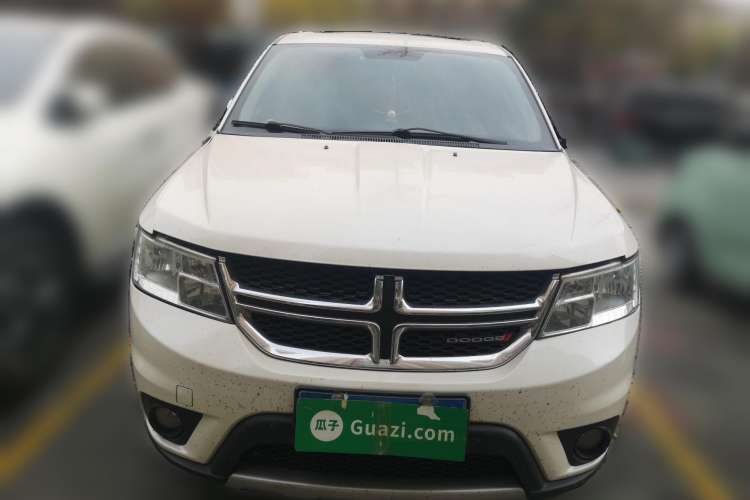 Used Dodge Journey 2015 2.0TD Four-Wheel Drive Luxury Edition Front