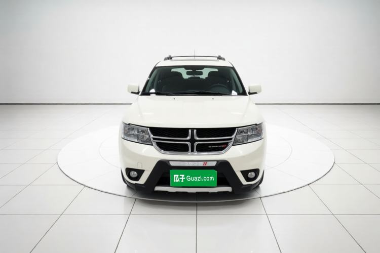Used Dodge Journey 2015 2.0TD Four-Wheel Drive Luxury Edition Front