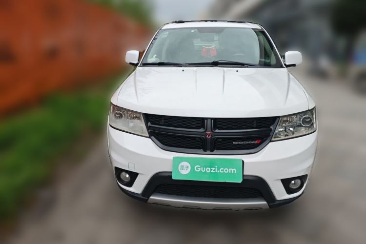 Used Dodge Journey 2015 2.0TD Four-Wheel Drive Luxury Edition Front