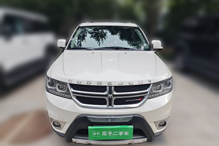 Used Dodge Journey 2015 2.0TD Four-Wheel Drive Luxury Edition Front