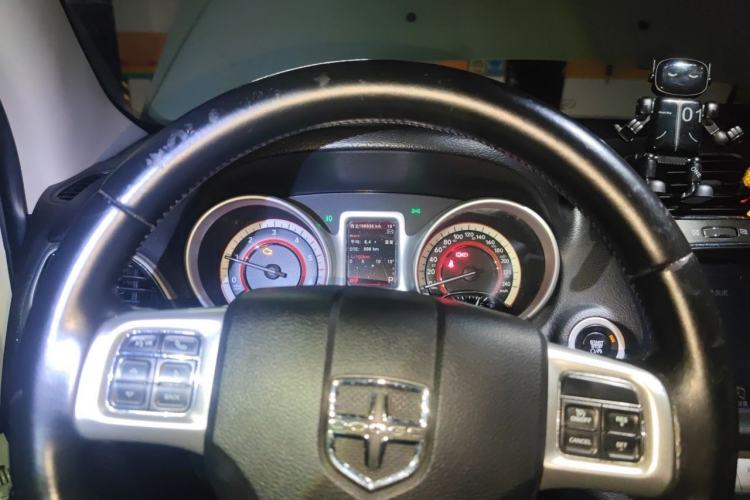 Used Dodge Journey 2015 2.0TD Four-Wheel Drive Luxury Edition Instrument Cluster