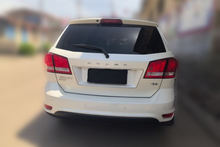 Used Dodge Journey 2015 2.0TD Four-Wheel Drive Luxury Edition Rear