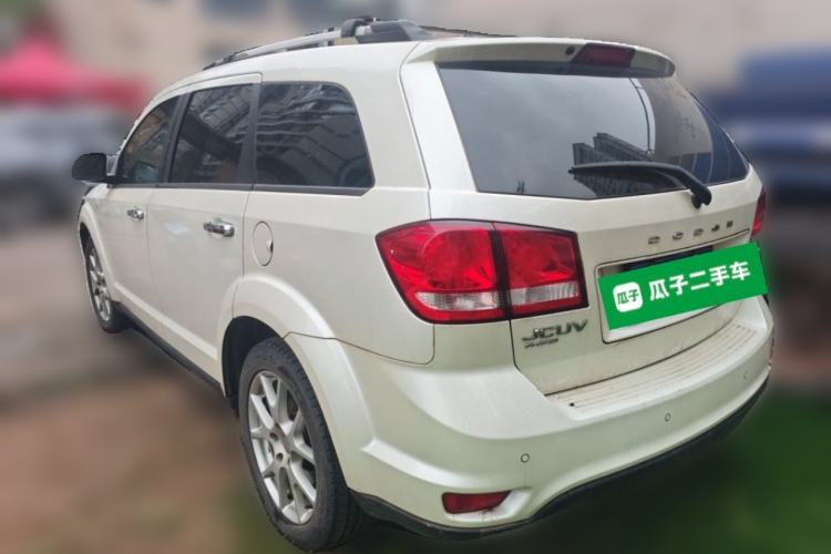 Used Dodge Journey 2015 2.0TD Four-Wheel Drive Luxury Edition Rear Left 45 Deg