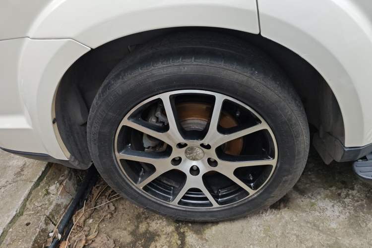 Used Dodge Journey 2015 2.0TD Four-Wheel Drive Luxury Edition Right Rear Wheel Hub