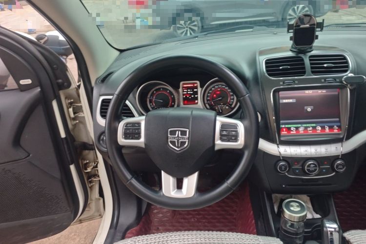 Used Dodge Journey 2015 2.0TD Four-Wheel Drive Luxury Edition Steering Wheel