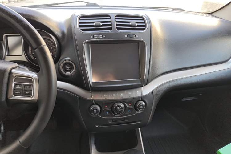 Used Dodge Journey 2016 2.4L Two-Wheel-Drive Touring Edition Audio And AC Panel