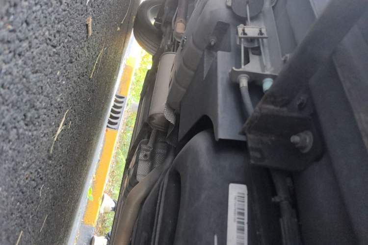 Used Dodge Journey 2016 2.4L Two-Wheel-Drive Touring Edition Chassis Rear Left