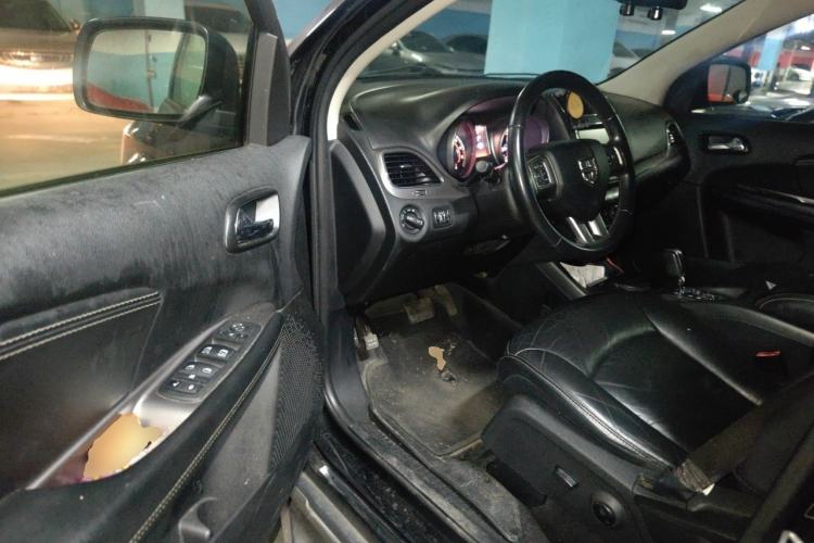 Used Dodge Journey 2016 2.4L Two-Wheel-Drive Touring Edition Driver Seat