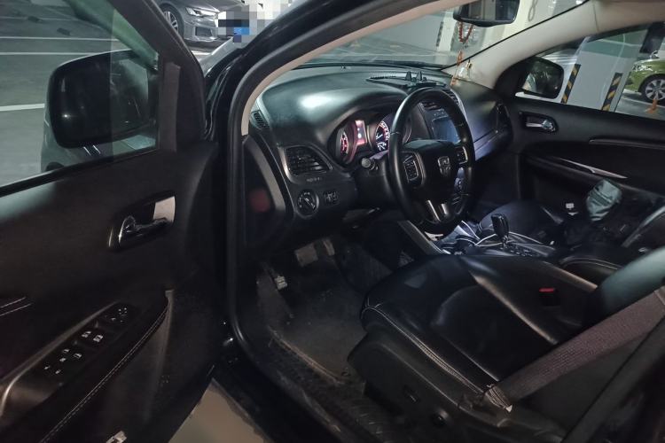 Used Dodge Journey 2016 2.4L Two-Wheel-Drive Touring Edition Driver Seat
