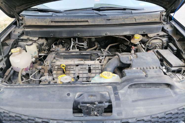 Used Dodge Journey 2016 2.4L Two-Wheel-Drive Touring Edition Engine Bay