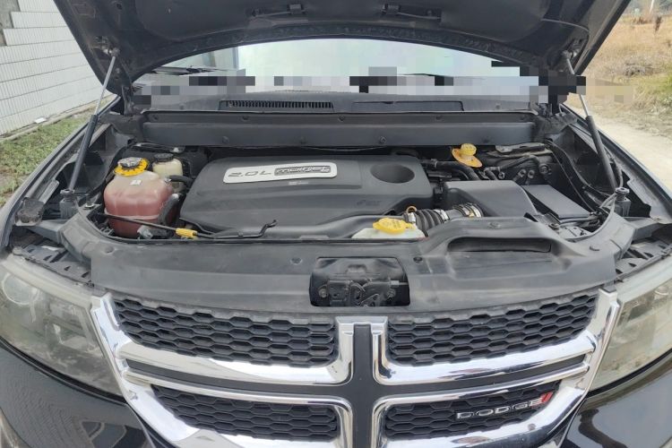 Used Dodge Journey 2016 2.0TD Four-Wheel Drive Touring Edition Engine Bay