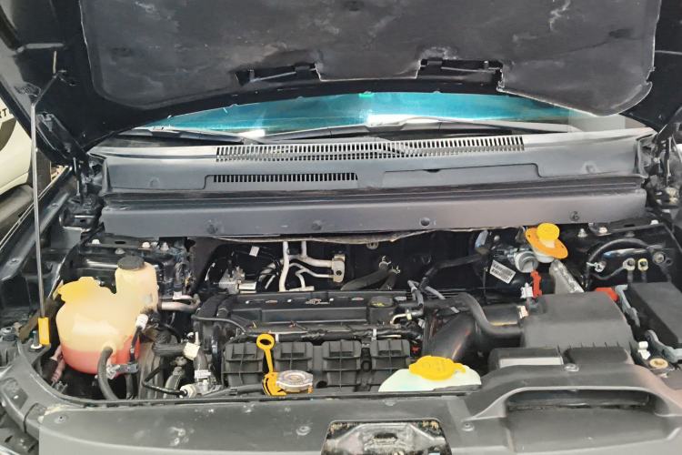 Used Dodge Journey 2016 2.4L Two-Wheel-Drive Touring Edition Engine Bay