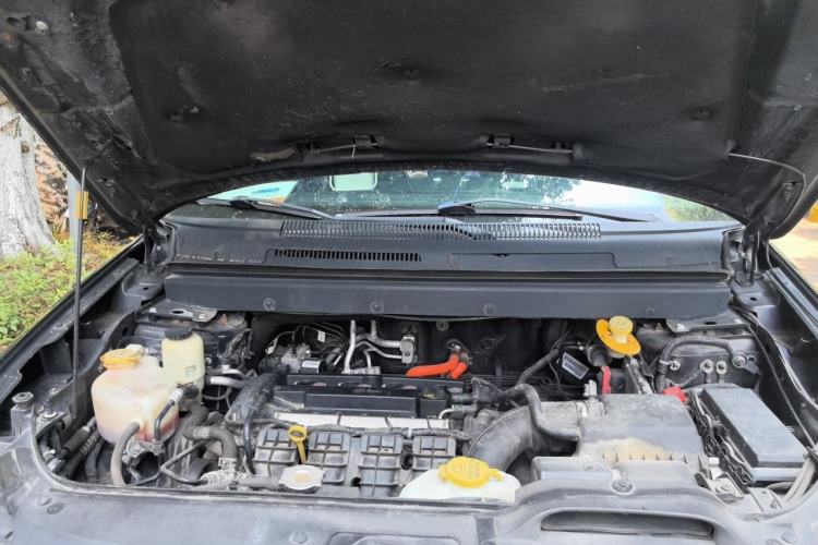 Used Dodge Journey 2016 2.4L Two-Wheel-Drive Touring Edition Engine Bay