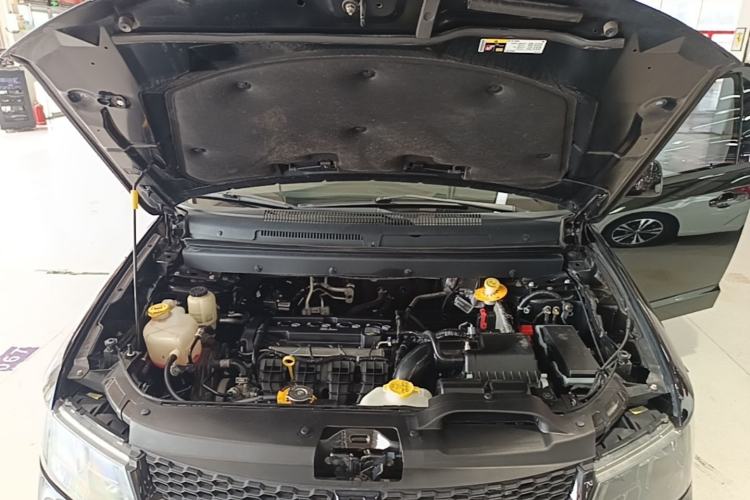 Used Dodge Journey 2016 2.4L Two-Wheel-Drive Touring Edition Engine Bay