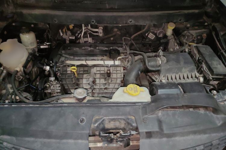 Used Dodge Journey 2016 2.4L Two-Wheel-Drive Touring Edition Engine Bay