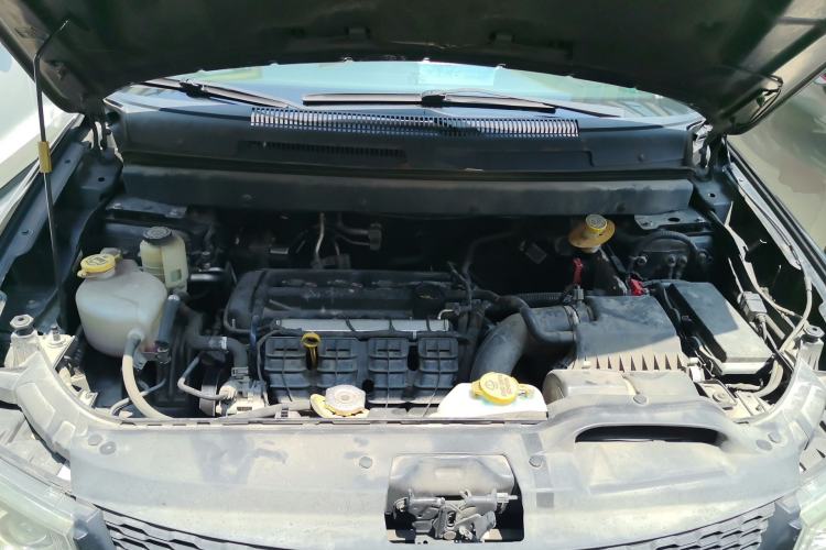 Used Dodge Journey 2016 2.4L Two-Wheel-Drive Touring Edition Engine Bay
