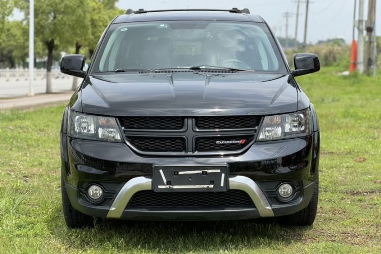 Used Dodge Journey 2016 2.4L Two-Wheel-Drive Touring Edition Exterior 10