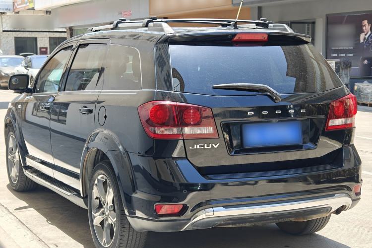Used Dodge Journey 2016 2.4L Two-Wheel-Drive Touring Edition Exterior 2
