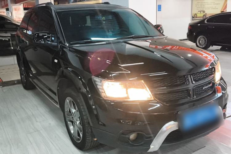 Used Dodge Journey 2016 2.4L Two-Wheel-Drive Touring Edition Exterior 2