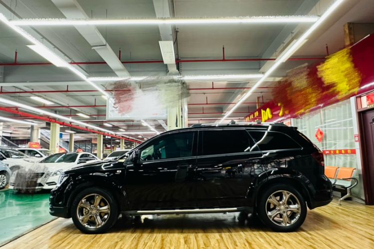 Used Dodge Journey 2016 2.4L Two-Wheel-Drive Touring Edition Exterior 4